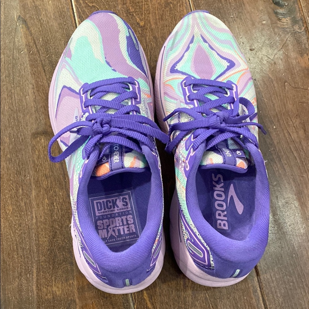 Brooks Vibrant Running Shoes